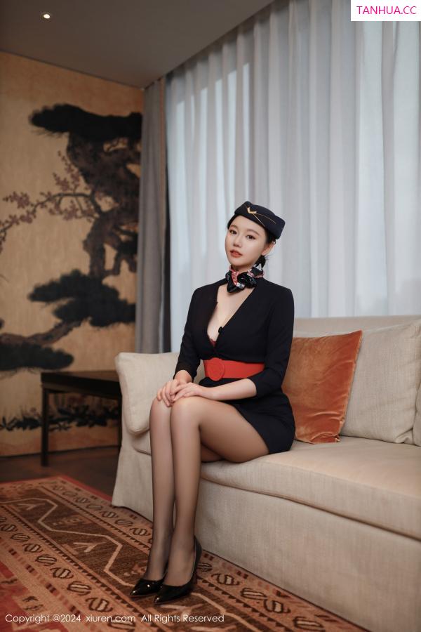安然Maleah  [XiuRen]高清写真图 2024.07.30 No.8942 安然anran 黑丝美腿第9张图片